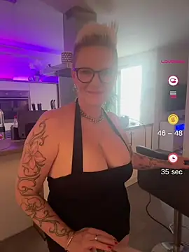 Snapshot of German_Milf chatting on July 30, 2026, 5:01 pm German Milf online show from July 30, 2026, 5:01 pm