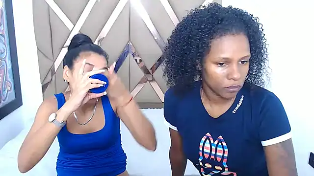 Snapshot of lizeth_keilyn chatting on June 16, 2026, 3:23 pm lizeth keilyn online show from June 16, 2026, 3:23 pm