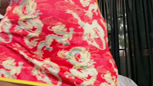 Snapshot of BLACK_ROSSE_1 chatting on November 12, 2025, 12:53 pm BLACK ROSSE 1 online show from November 12, 2025, 12:53 pm