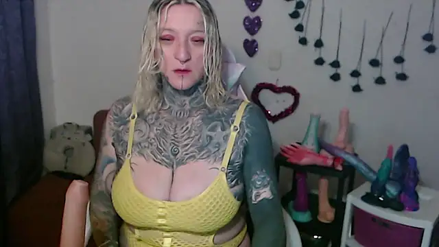 SLOPPYTITSS online show from February 16, 2026, 10:58 am