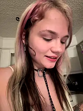 Cutiepiespanks online show from September 21, 2025, 2:39 am