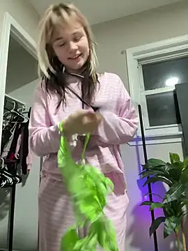 Cutiepiespanks online show from February 2, 2026, 4:00 am