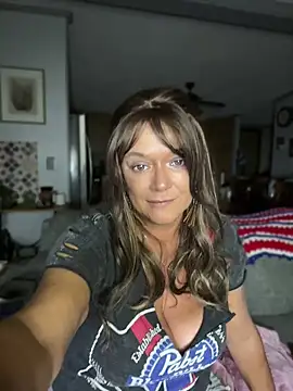 Snapshot of cowgirlc chatting on June 16, 2026, 2:44 am cowgirlc online show from June 16, 2026, 2:44 am