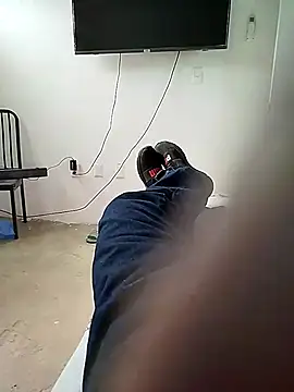 Snapshot of sagrado_1989 chatting on January 1, 2025, 7:21 pm sagrado 1989 online show from January 1, 2025, 7:21 pm