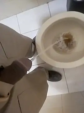 Snapshot of sagrado_1989 chatting on February 8, 2026, 1:36 am sagrado 1989 online show from February 8, 2026, 1:36 am