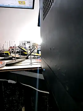 Snapshot of 000002m chatting on October 24, 2025, 9:47 pm 000002m online show from October 24, 2025, 9:47 pm