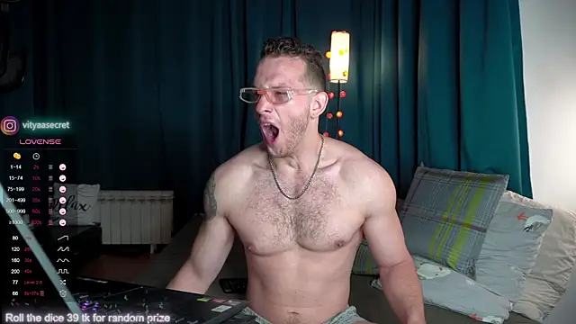 VIktorSecret online show from October 27, 2025, 4:35 am