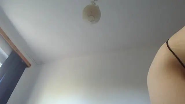 Snapshot of Lisakisss chatting on May 13, 2026, 6:53 am Lisakisss online show from May 13, 2026, 6:53 am