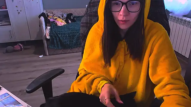 Snapshot of MollyLollipop chatting on December 5, 2025, 6:12 am MollyLollipop online show from December 5, 2025, 6:12 am