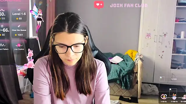 Snapshot of MollyLollipop chatting on October 9, 2025, 7:09 am MollyLollipop online show from October 9, 2025, 7:09 am