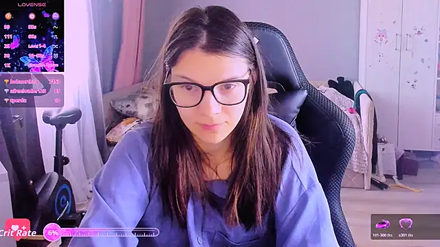 Snapshot of MollyLollipop chatting on April 9, 2026, 2:13 am MollyLollipop online show from April 9, 2026, 2:13 am