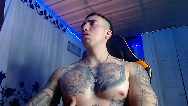 Snapshot of Adam_Hudsond chatting on February 6, 2026, 1:07 pm Adam Hudsond online show from February 6, 2026, 1:07 pm