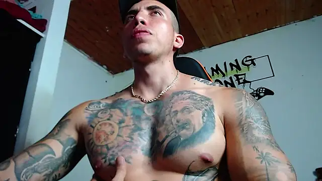 Snapshot of Adam_Hudsond chatting on January 10, 2025, 9:31 pm Adam Hudsond online show from January 10, 2025, 9:31 pm