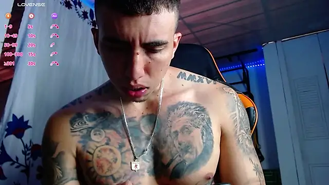 Snapshot of Adam_Hudsond chatting on March 13, 2026, 1:16 pm Adam Hudsond online show from March 13, 2026, 1:16 pm