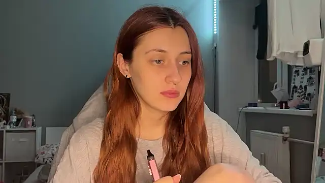 Snapshot of Uniarten chatting on October 11, 2025, 6:09 pm Uniarten online show from October 11, 2025, 6:09 pm