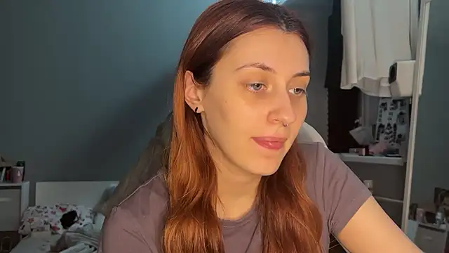 Snapshot of Uniarten chatting on October 15, 2025, 6:16 pm Uniarten online show from October 15, 2025, 6:16 pm