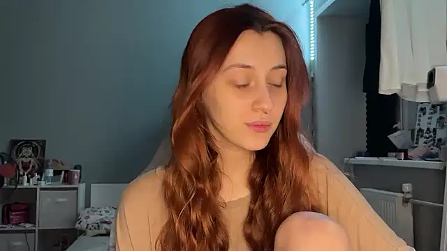 Snapshot of Uniarten chatting on October 17, 2025, 5:37 pm Uniarten online show from October 17, 2025, 5:37 pm