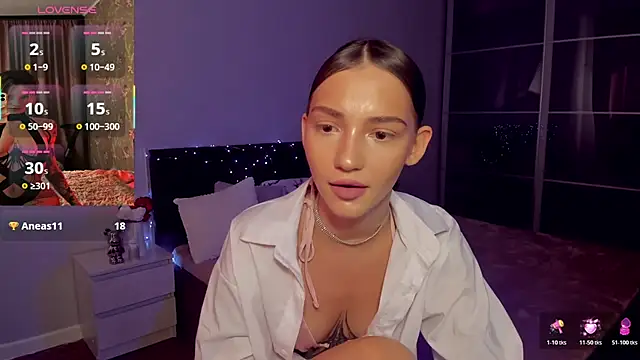 Snapshot of SophieCatty chatting on July 13, 2026, 2:49 pm SophieCatty online show from July 13, 2026, 2:49 pm