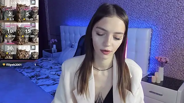 SophieCatty online show from January 30, 2025, 6:24 am