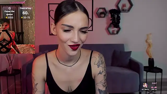 Snapshot of SophieCatty chatting on November 20, 2025, 12:00 am SophieCatty online show from November 20, 2025, 12:00 am