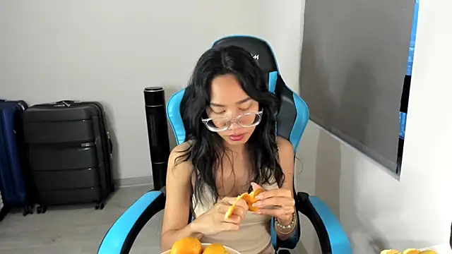 Snapshot of itsyourcassie chatting on December 13, 2025, 11:55 pm itsyourcassie online show from December 13, 2025, 11:55 pm