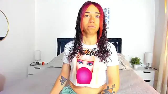 ZulyMichels online show from October 24, 2025, 12:26 pm