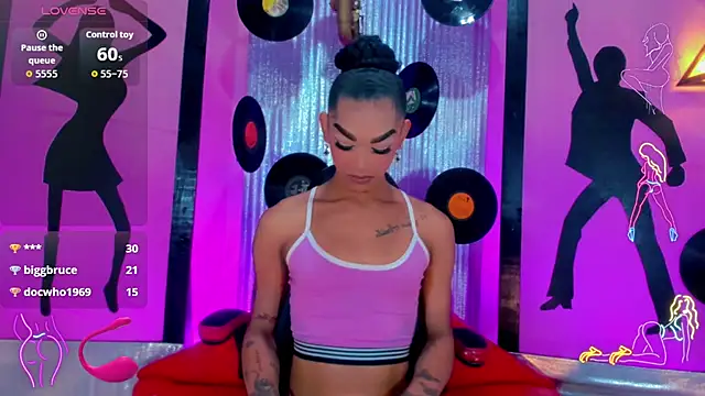 Snapshot of nickyminach_ chatting on November 1, 2025, 7:30 pm nickyminach online show from November 1, 2025, 7:30 pm