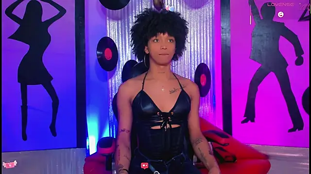 Snapshot of nickyminach_ chatting on July 22, 2026, 7:49 pm nickyminach online show from July 22, 2026, 7:49 pm