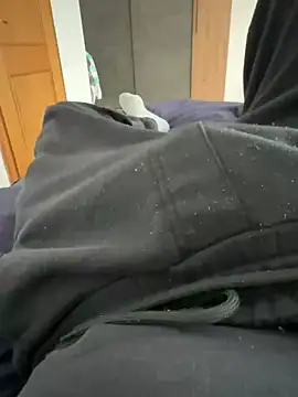 Krasavzi online show from February 11, 2025, 10:58 am