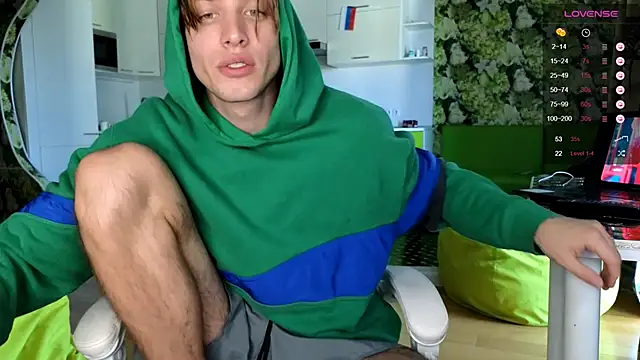 Snapshot of Cryptikov chatting on October 17, 2025, 11:56 am Cryptikov online show from October 17, 2025, 11:56 am