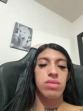 Ortegakim online show from March 19, 2026, 5:35 pm