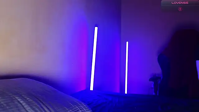 DominantTheo online show from July 2, 2026, 4:18 am