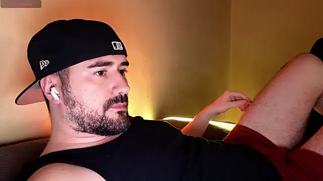 DominantTheo online show from February 18, 2026, 3:37 am