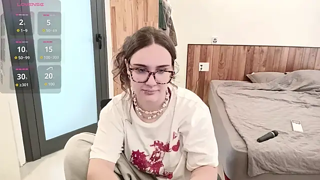 Snapshot of mia_boone chatting on March 23, 2026, 4:34 am mia boone online show from March 23, 2026, 4:34 am