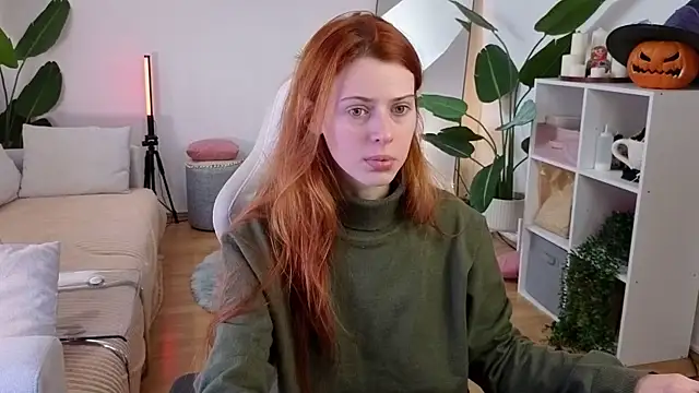 Snapshot of doll_lesli chatting on October 19, 2025, 9:34 am doll lesli online show from October 19, 2025, 9:34 am