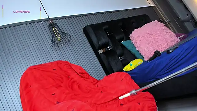 levana1 online show from November 2, 2025, 7:41 pm