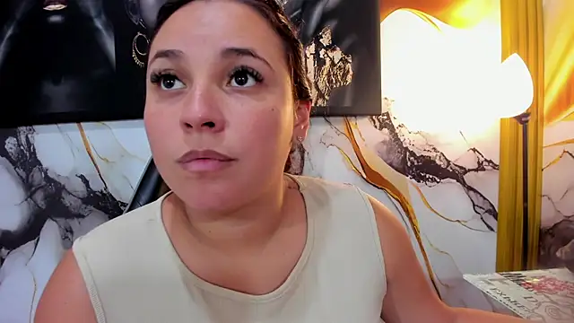 LizzRouse online show from June 20, 2026, 9:20 pm