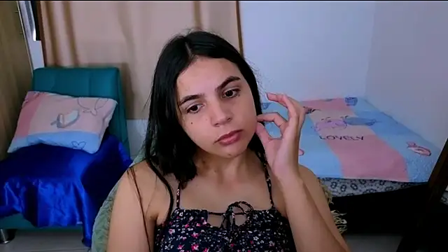 Snapshot of _elenna chatting on October 11, 2025, 5:58 pm elenna online show from October 11, 2025, 5:58 pm