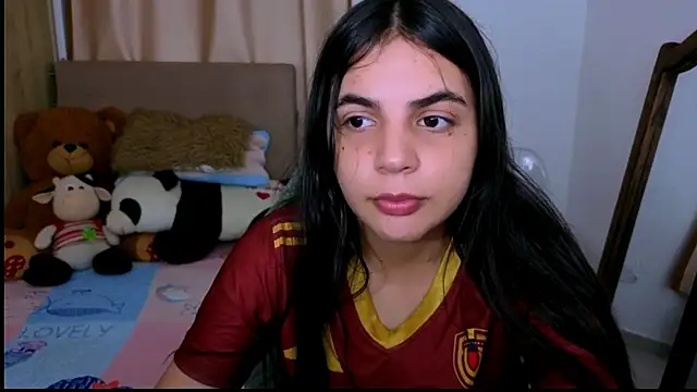 Snapshot of _elenna chatting on November 28, 2025, 5:13 pm elenna online show from November 28, 2025, 5:13 pm