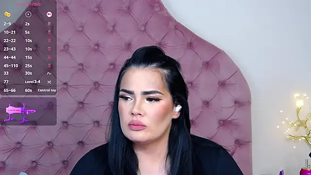 Snapshot of MargoshaHot chatting on November 10, 2025, 7:52 pm MargoshaHot online show from November 10, 2025, 7:52 pm