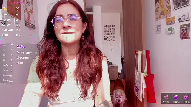 Snapshot of linda_giggle chatting on May 6, 2026, 2:10 pm linda giggle online show from May 6, 2026, 2:10 pm