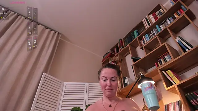 Snapshot of Amber_Foks chatting on April 11, 2026, 6:21 am Amber Foks online show from April 11, 2026, 6:21 am