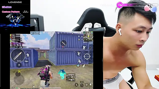 Snapshot of Naughty--asian chatting on October 18, 2025, 2:19 pm Naughty--asian online show from October 18, 2025, 2:19 pm