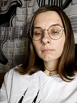 Snapshot of Aashikalaa chatting on March 1, 2026, 10:32 pm Aashikalaa online show from March 1, 2026, 10:32 pm