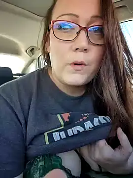 Snapshot of BBWQUEENBEEE chatting on January 26, 2025, 9:18 pm BBWQUEENBEEE online show from January 26, 2025, 9:18 pm