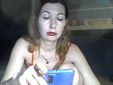 Snapshot of Olesja chatting on March 12, 2026, 7:40 pm Olesja online show from March 12, 2026, 7:40 pm