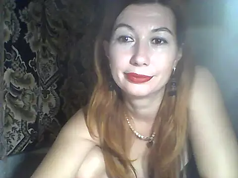 Snapshot of Olesja chatting on October 28, 2025, 7:57 pm Olesja online show from October 28, 2025, 7:57 pm