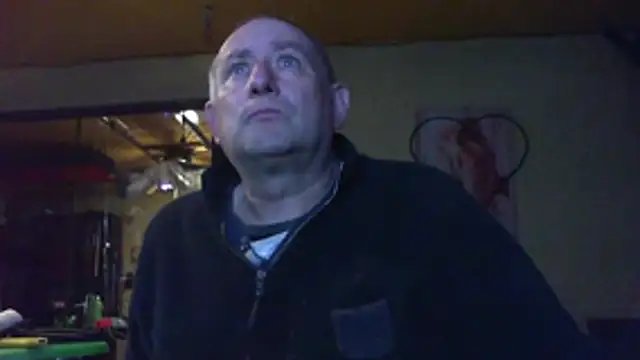 jeanlulu online show from November 8, 2025, 8:34 pm