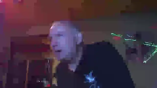 jeanlulu online show from September 21, 2025, 4:23 pm