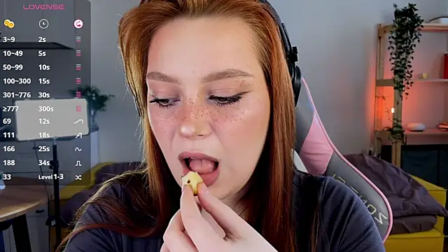 Snapshot of Sofy_Benson chatting on March 22, 2026, 12:07 pm Sofy Benson online show from March 22, 2026, 12:07 pm